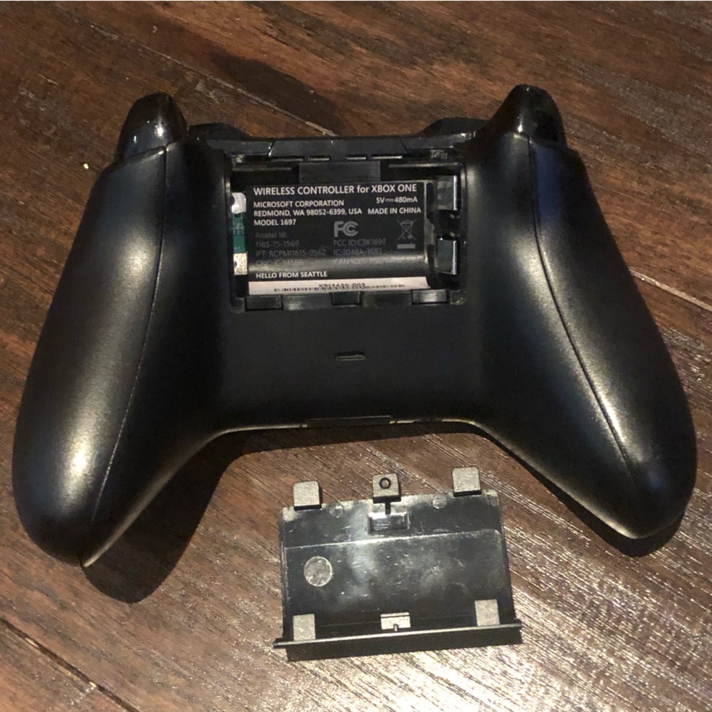 Xbox one Wireless Controller - Black - Picture 4 of 4